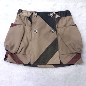 Girls Burberry skirt size 6Y